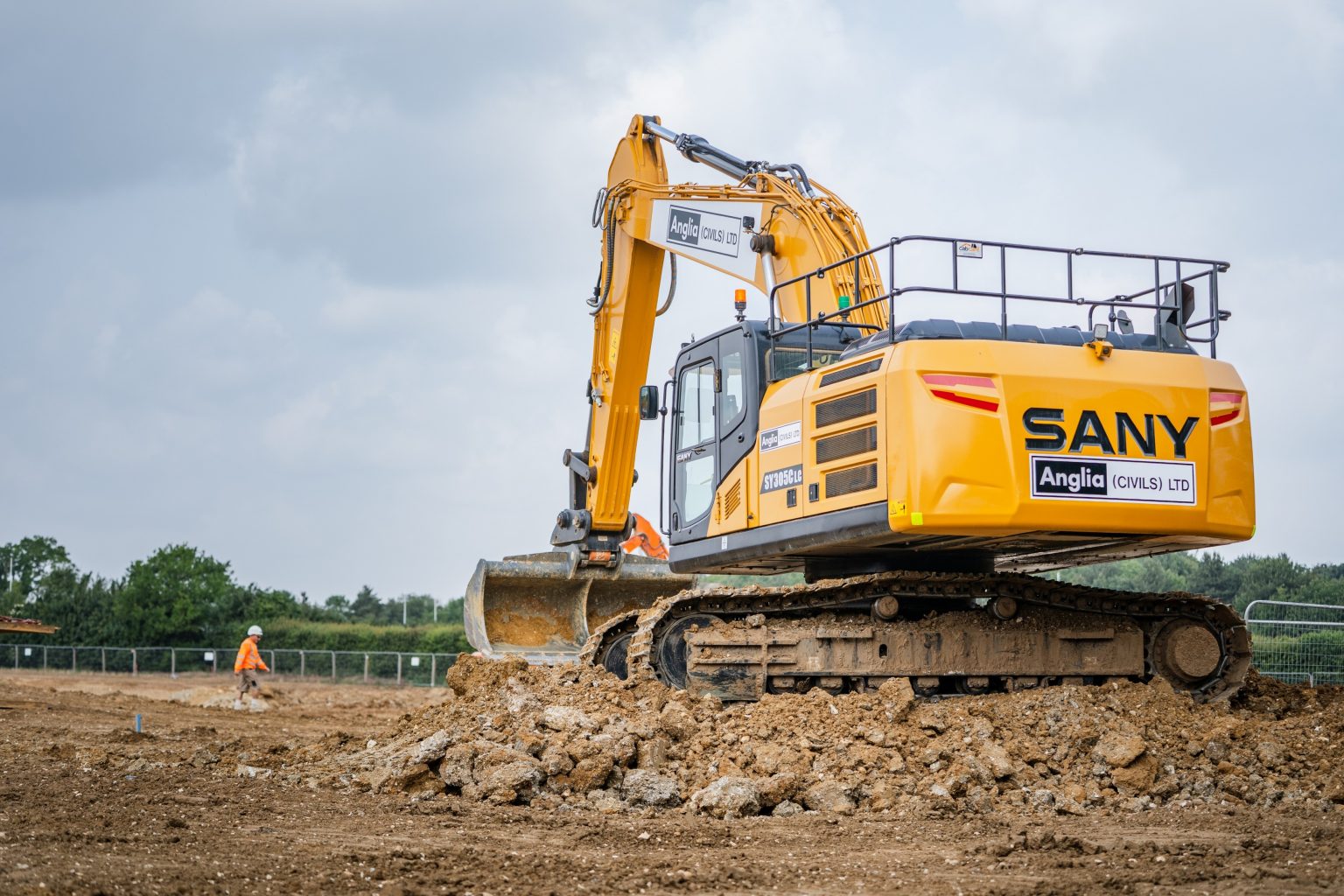 SANY in Action : Awesome Earthmovers đánh giá máy xúc SANY SY305C