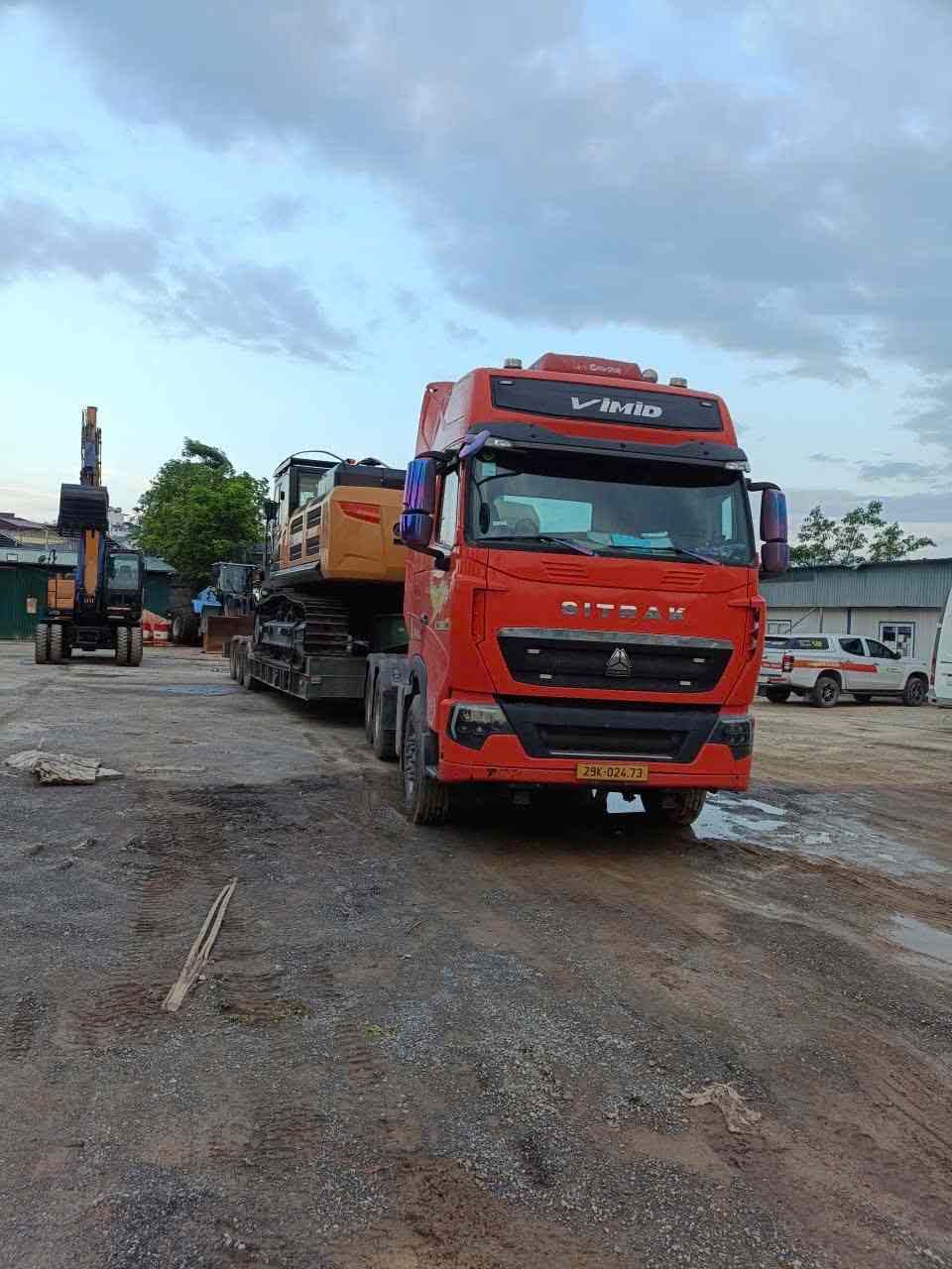 máy xúc sy500h