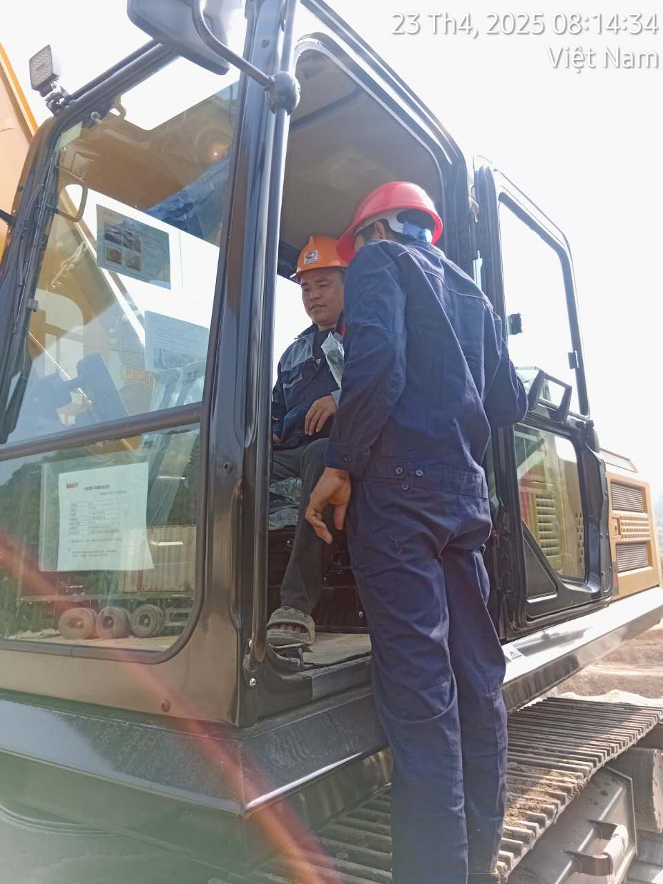 máy xúc sany