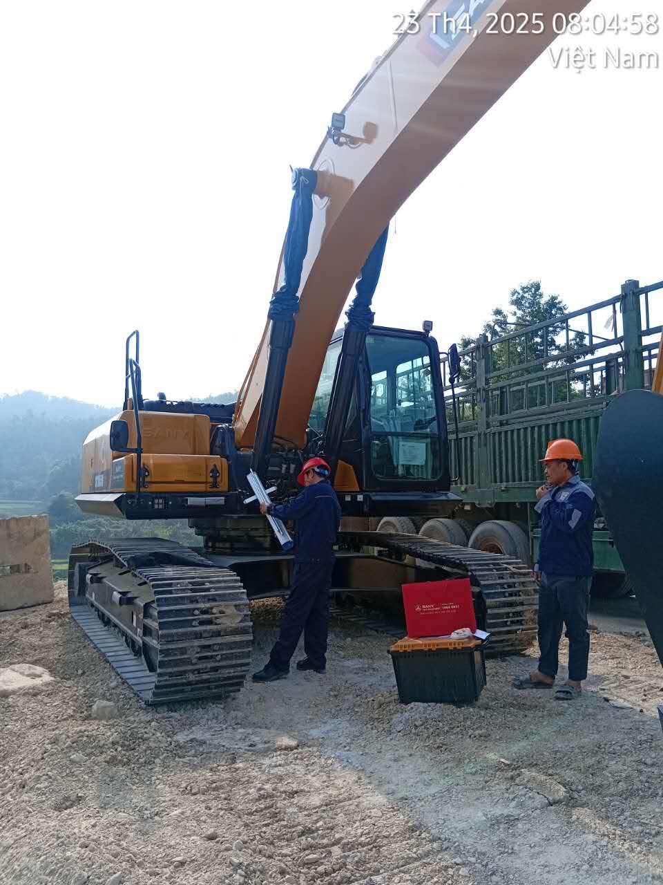 máy xúc sany