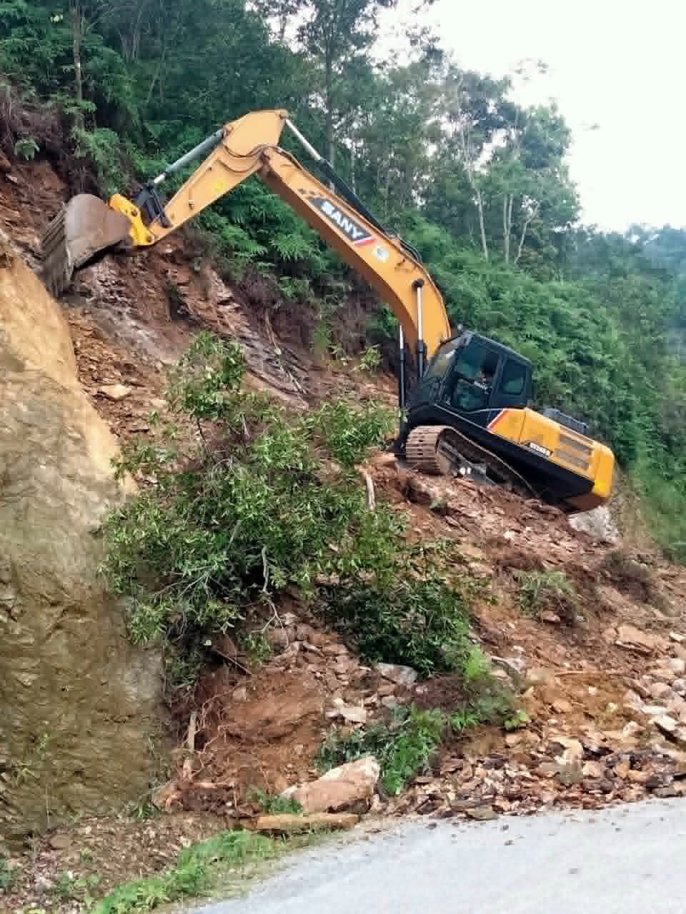 máy xúc sany