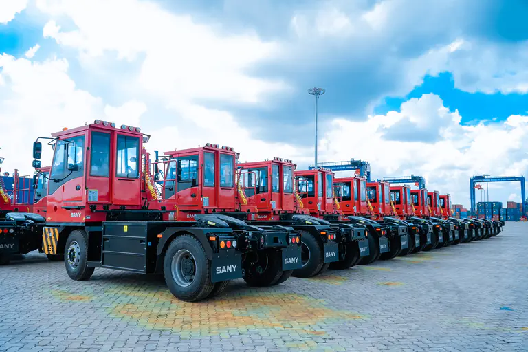 máy kéo điện sm4256