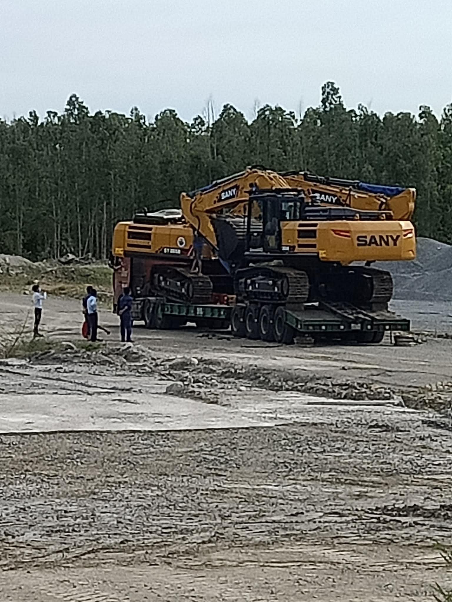 máy xúc sy365h