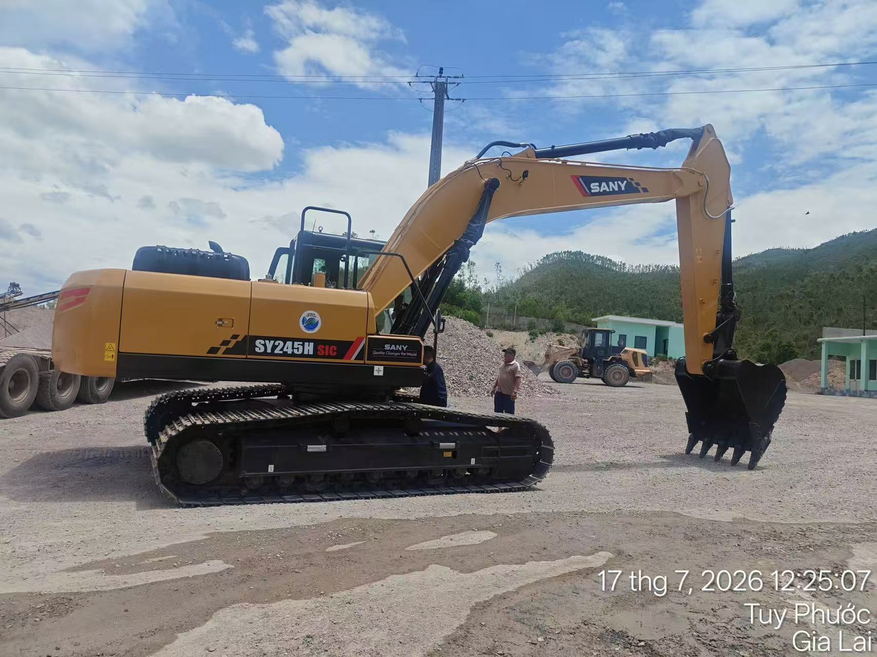 máy xúc sany