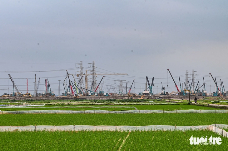 sân vận động