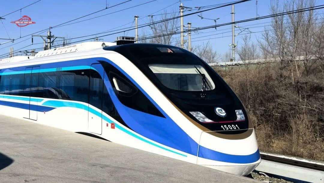 Tuyến tàu cao tốc đô thị đầu tiên của Trung Quốc chạy bằng pin Lithuum titanate