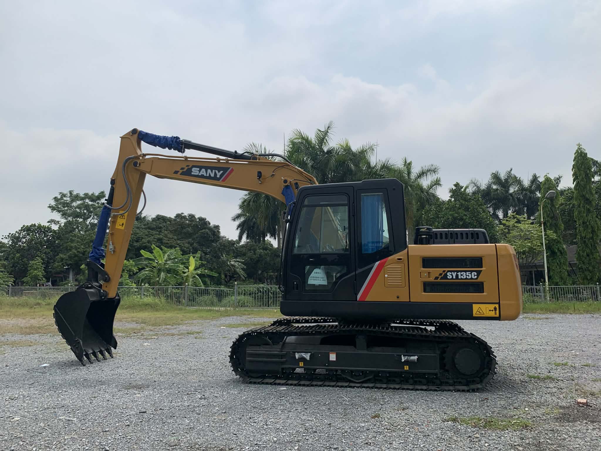 Từ Chưa Biết Gì Đến Kiếm 30–50 Triệu/Tháng Với Máy Công Trình SANY