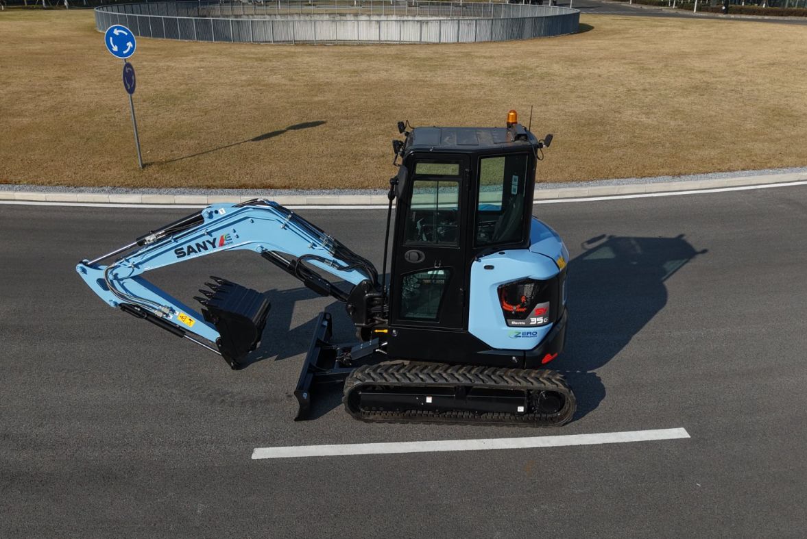 Lựa chọn máy xúc điện SANY SY35E: trải nghiệm với Mark Haazelager từ Groene Bouwkracht