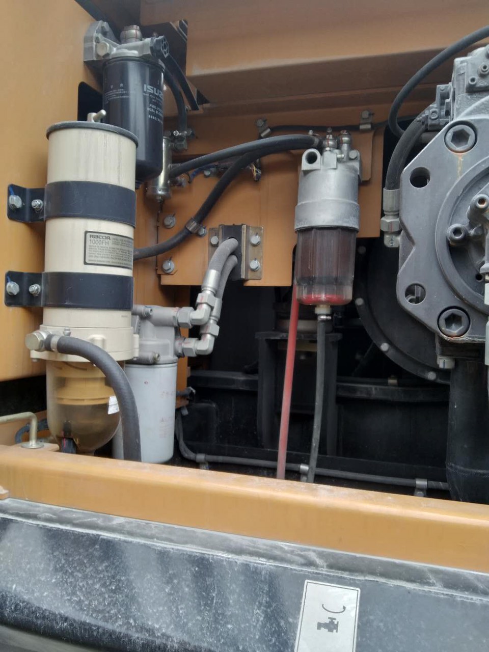 CÔNG NGHỆ LỌC TÁCH NƯỚC DIESEL CỦA MÁY XÚC SANY 2026