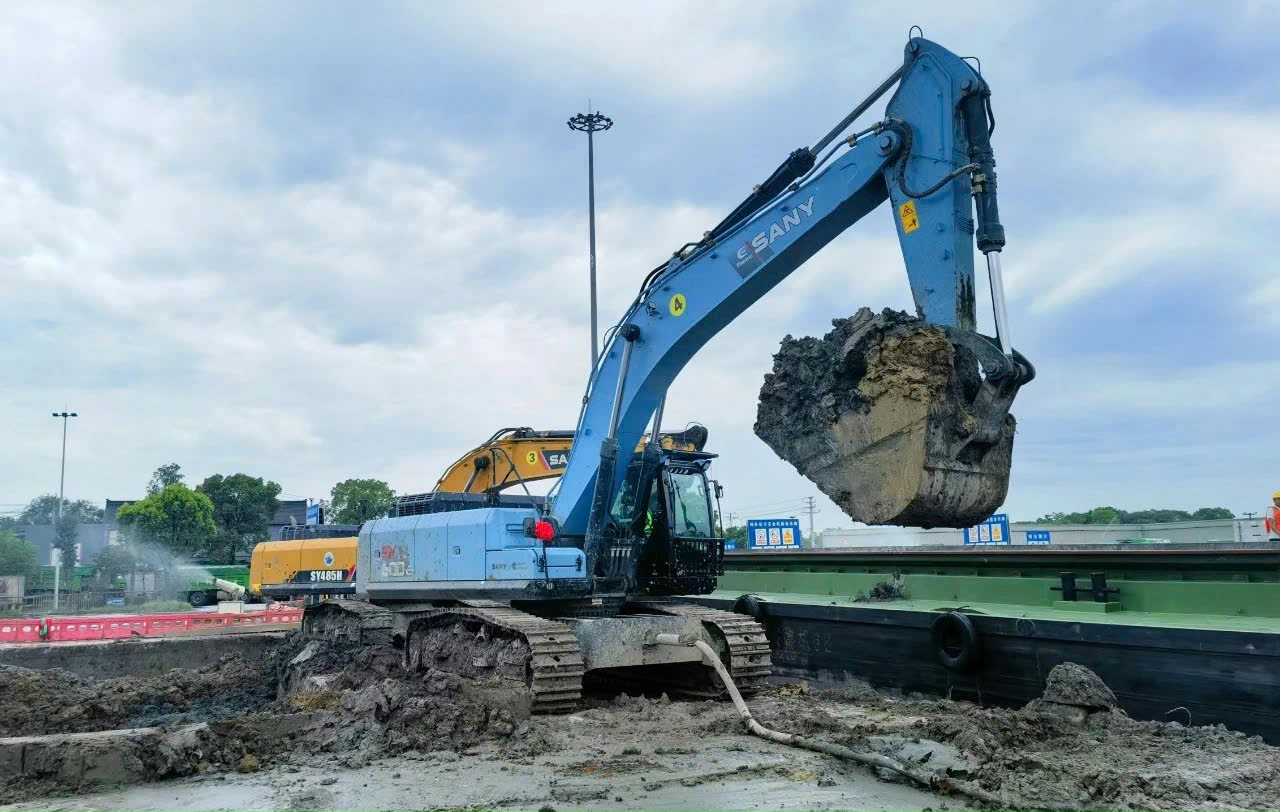 máy xúc điện sany