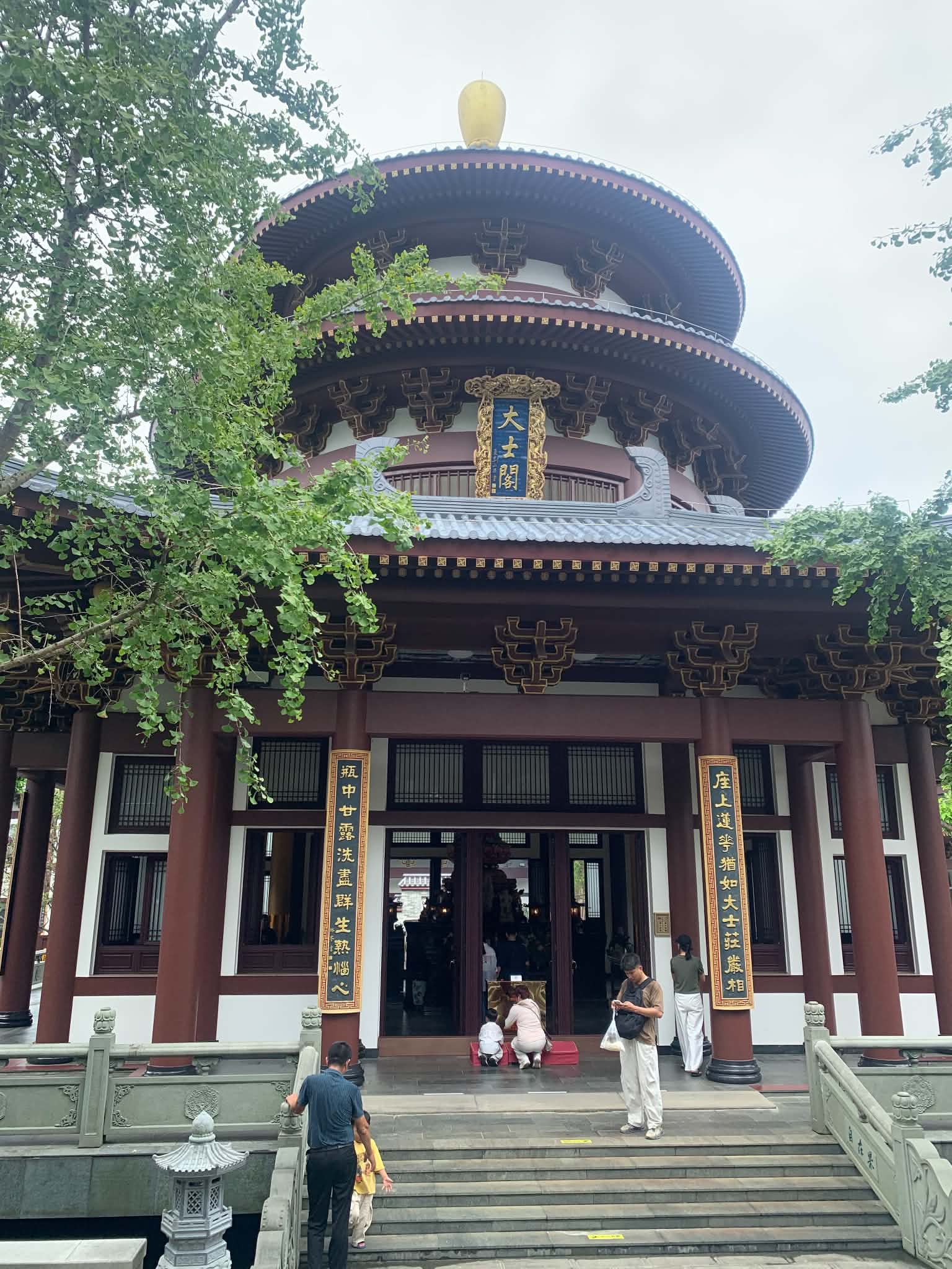 núi thanh tú