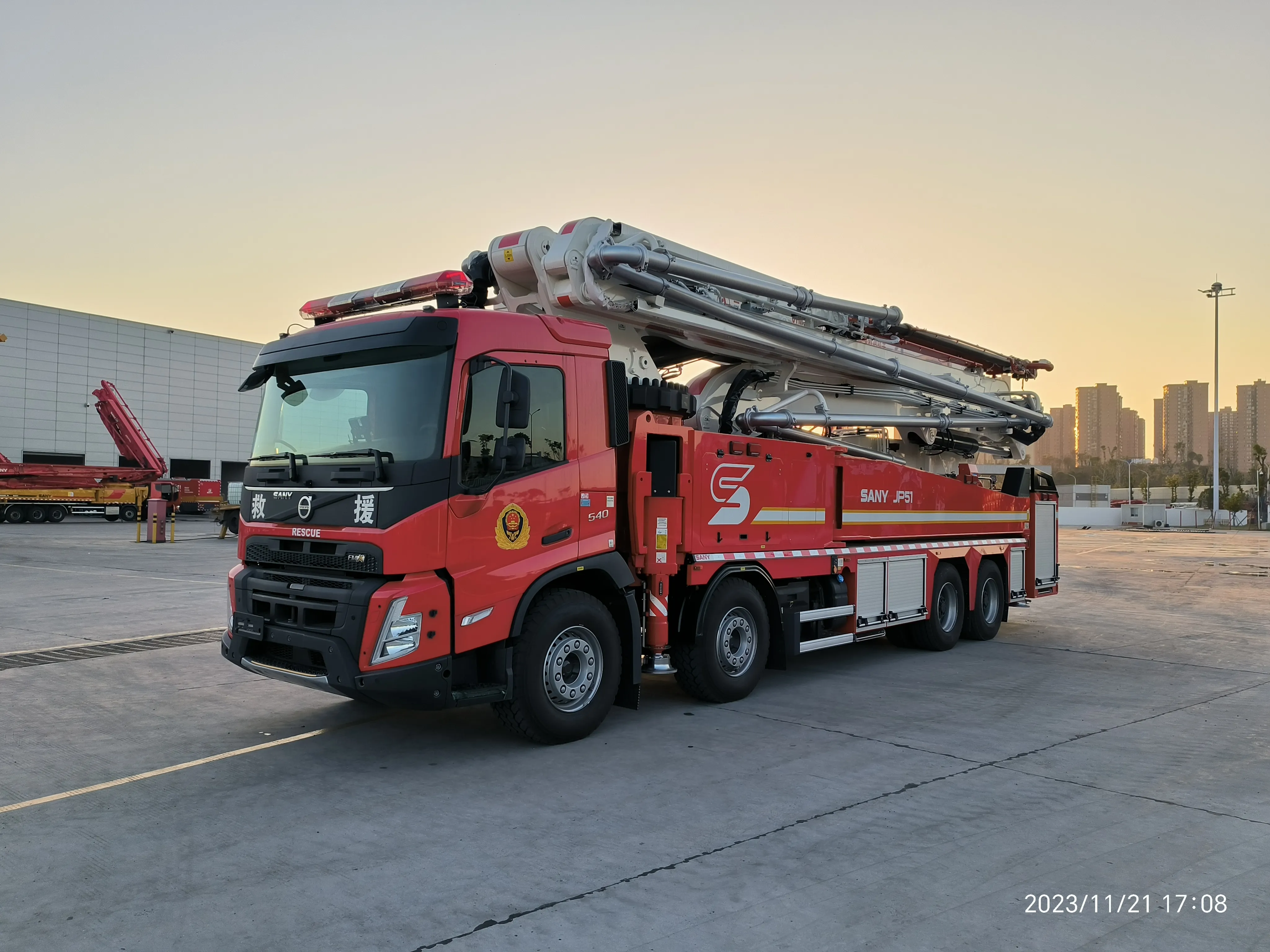 JP51 | Xe cứu hỏa phun nước SANY