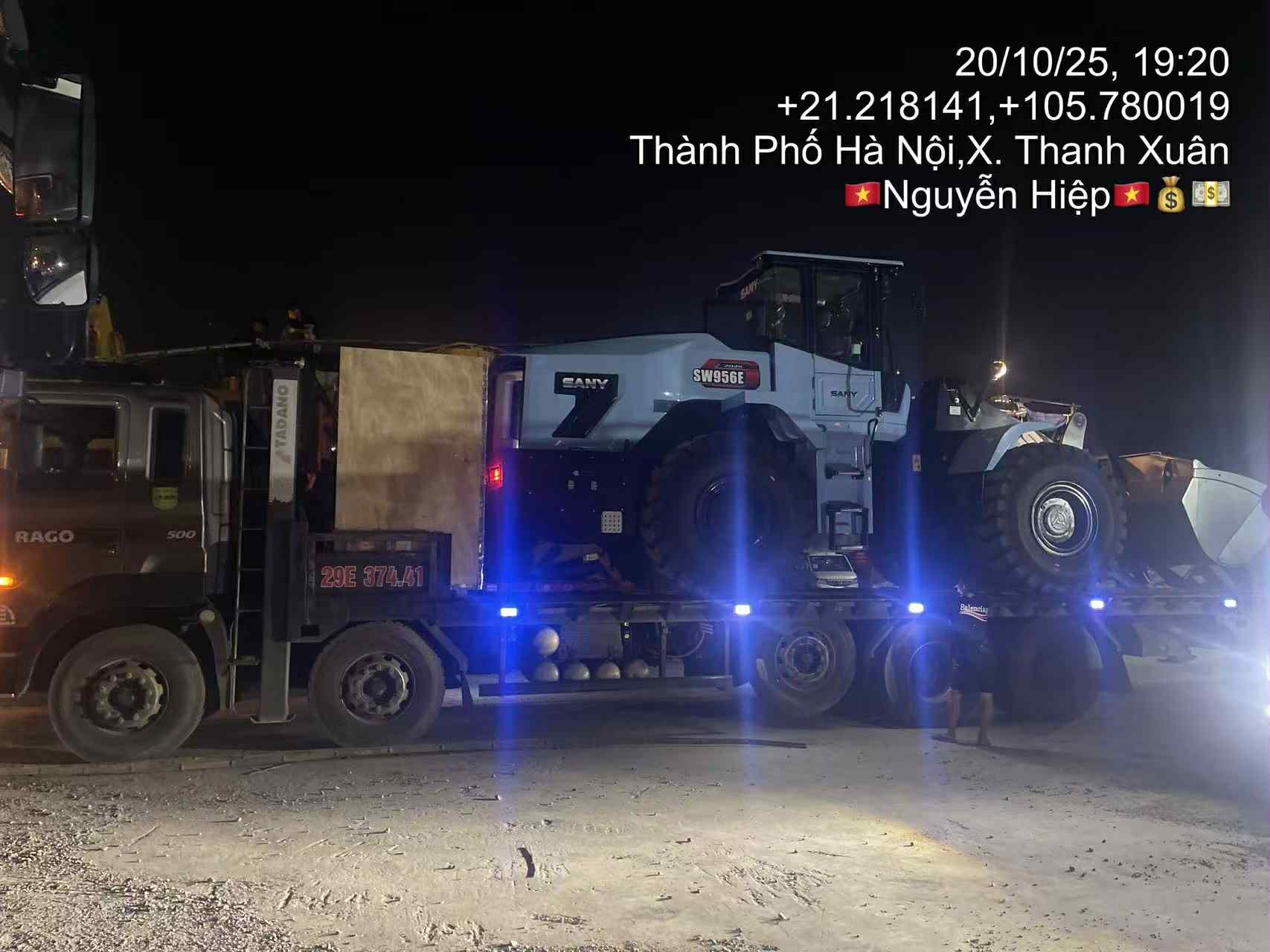 xúc lật điện sany