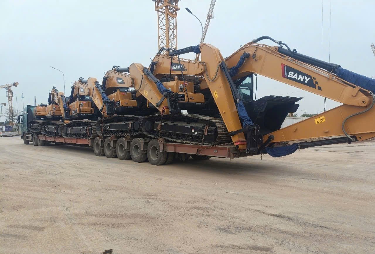 máy xúc sany