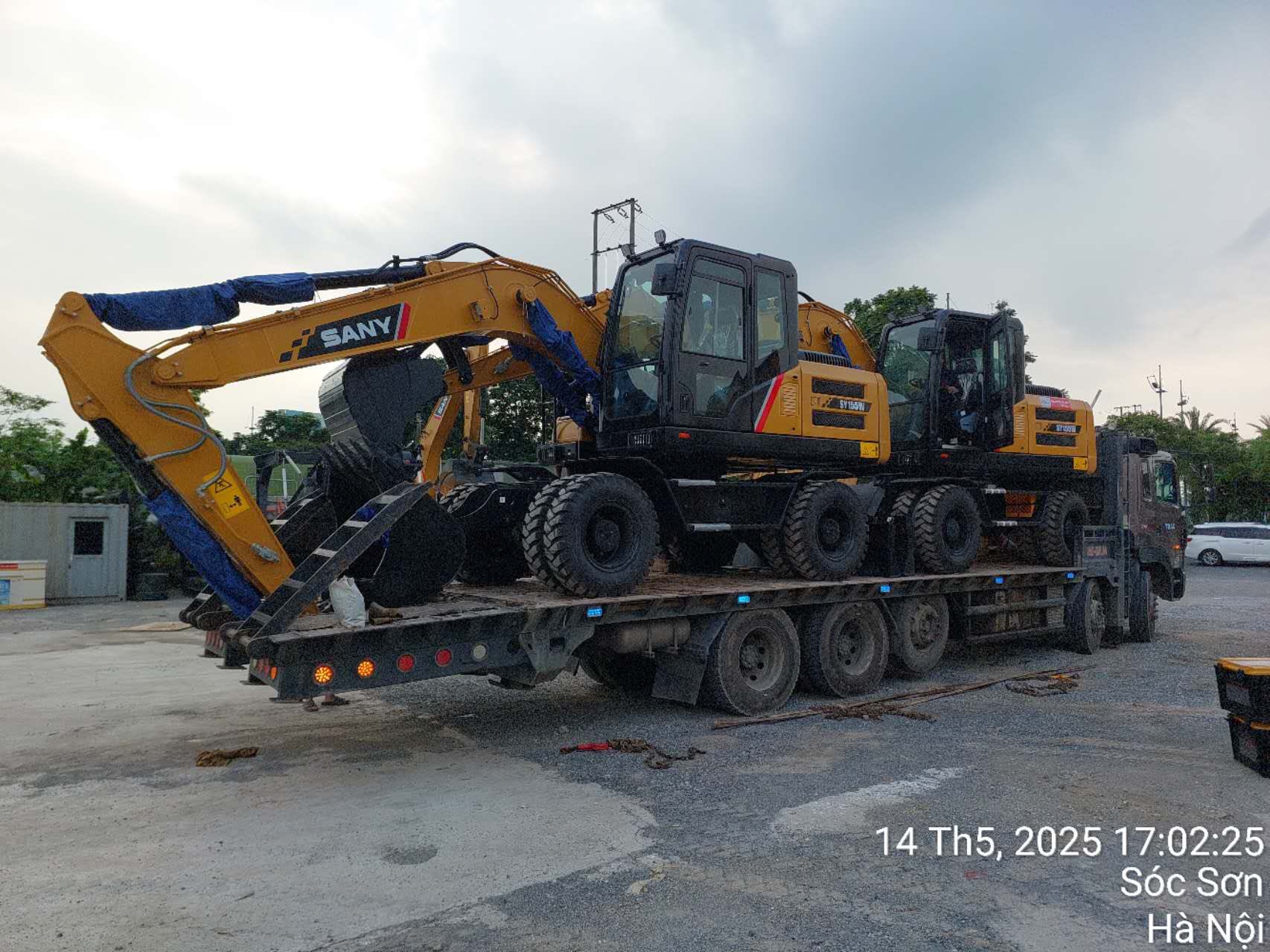 máy xúc sy155w