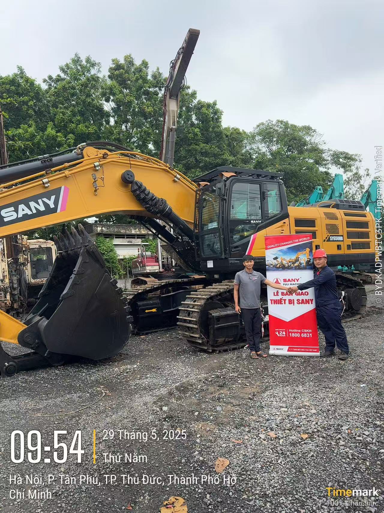 máy xúc sany sy650hb