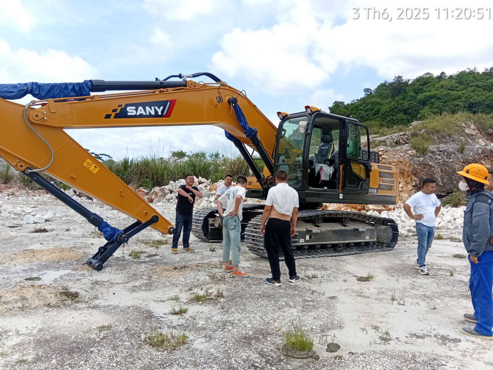 hướng dẫn vận hành máy xúc