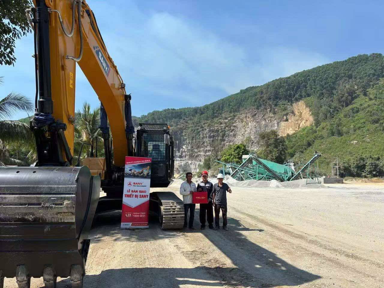 máy xúc sany