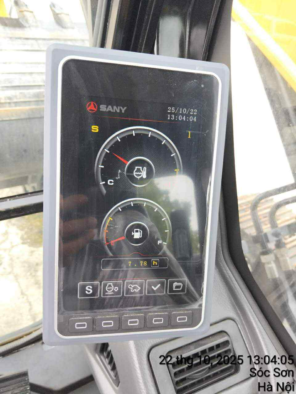 máy xúc sany