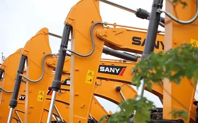 máy xúc sany