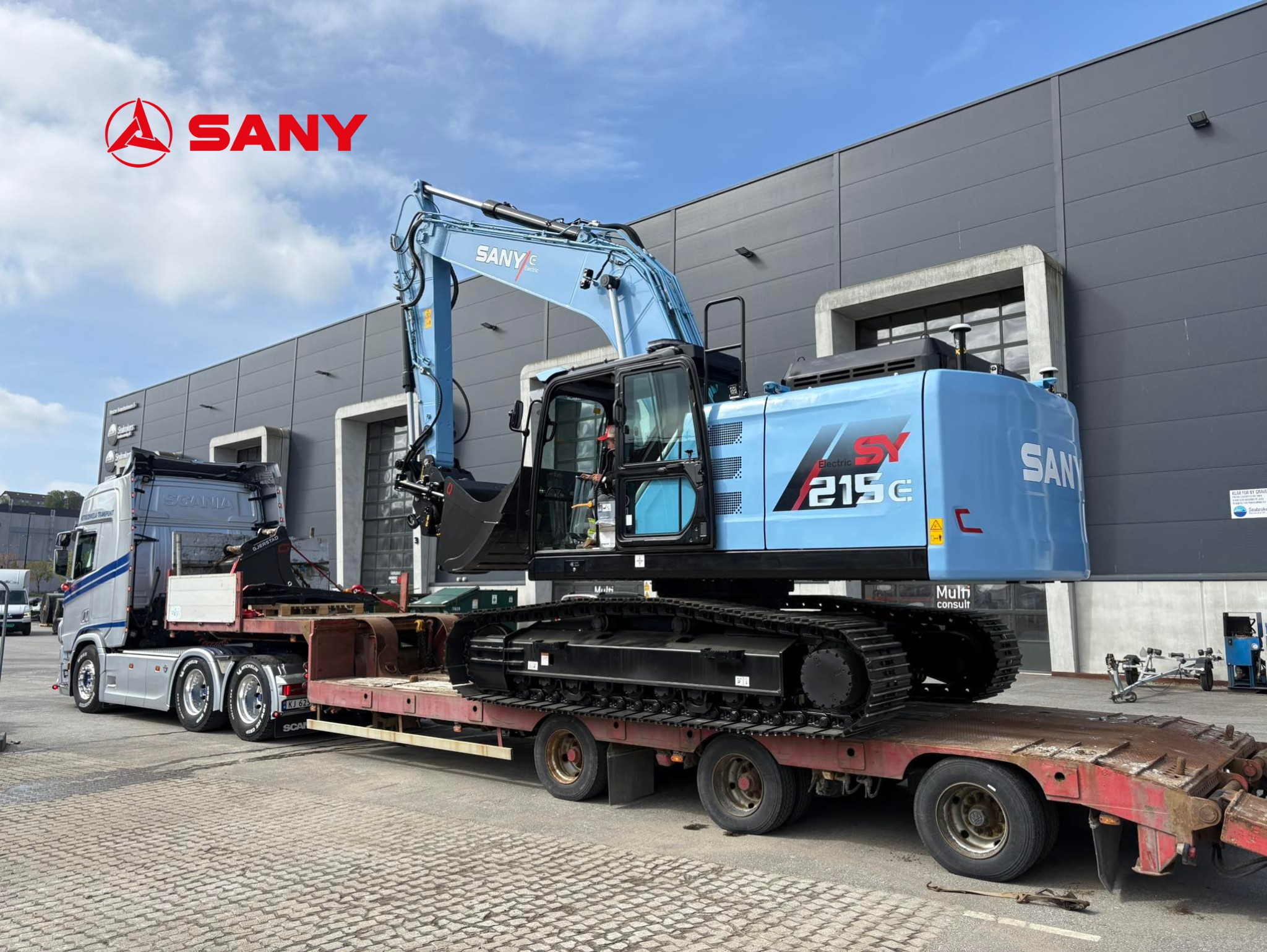 máy xúc điện sany