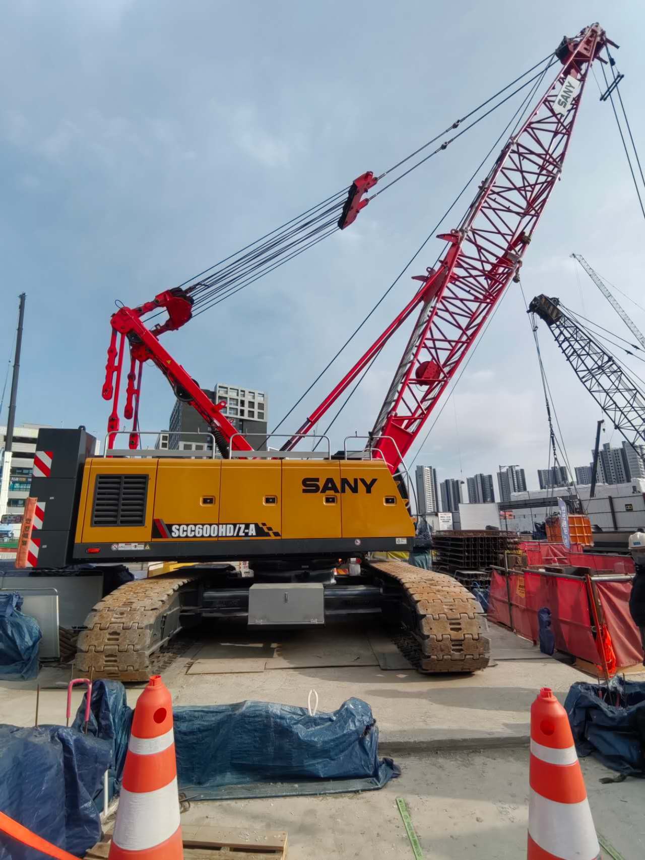 cần cẩu SCC600HD/Z-A