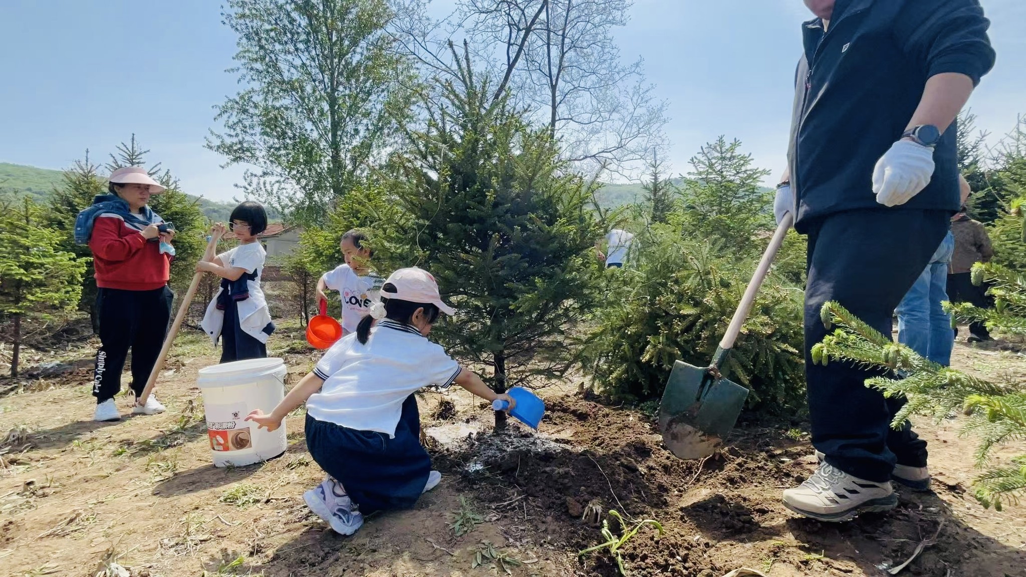 Trại hè gia đình vui vẻ SANY Foundation 2025 : Làm việc chăm chỉ, chơi hết mình - và tận dụng mùa hè với những người thân yêu của bạn