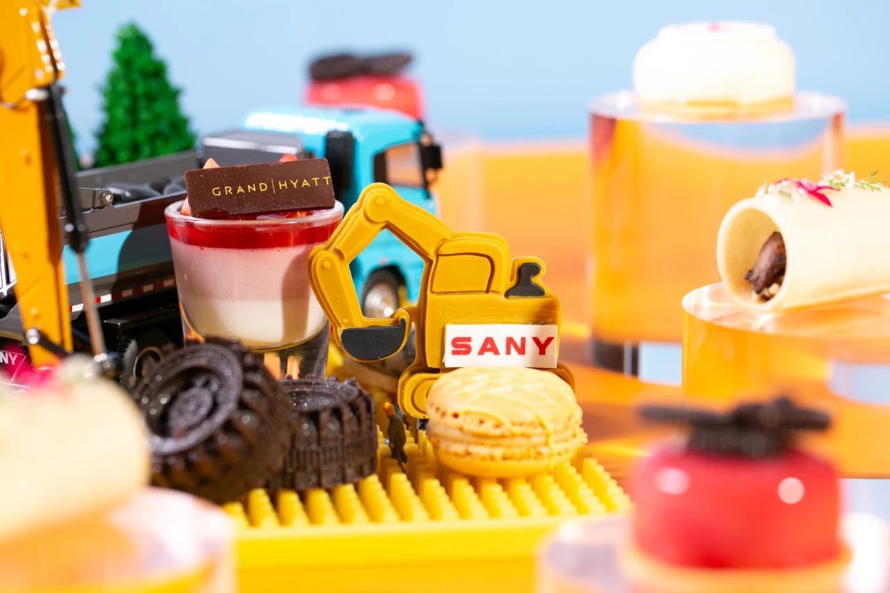 máy xúc SANY bằng socola