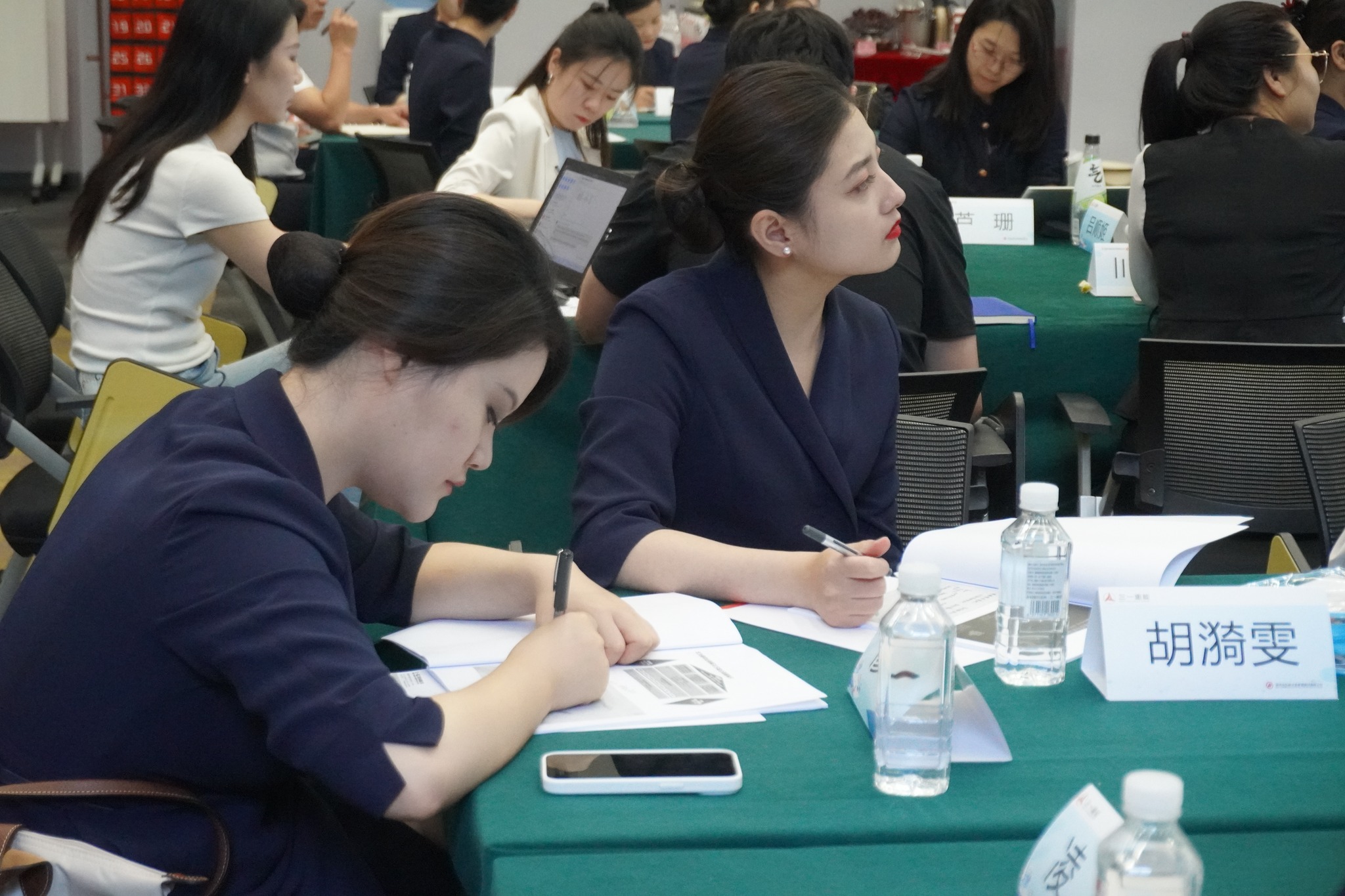 khóa học đón tiếp khách hàng SANY RE