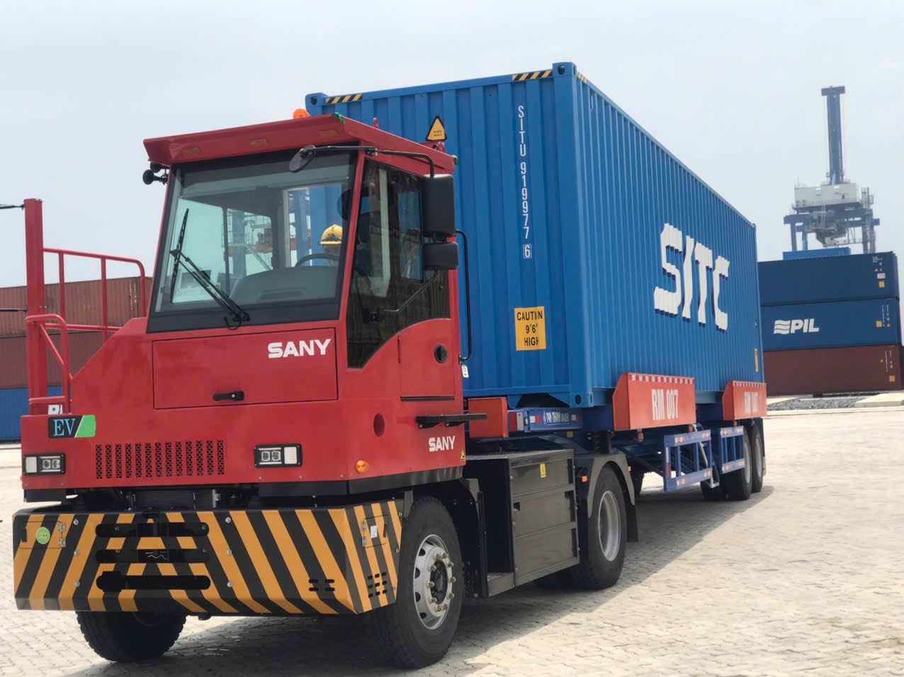 máy kéo điện SANY