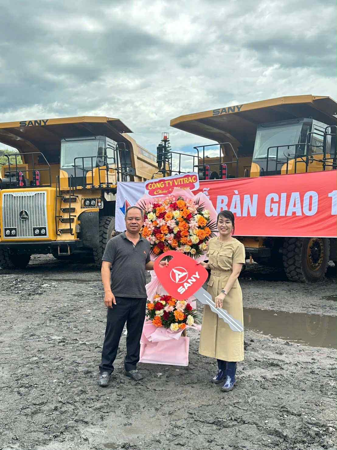xe tải mỏ sany