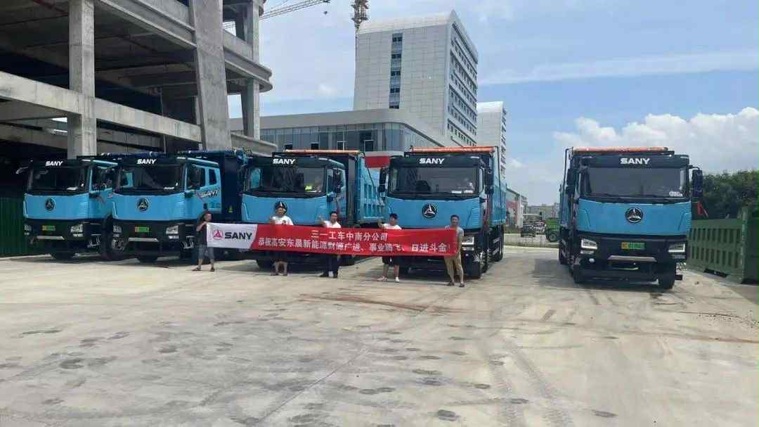 Xe tải tự đổ có thể chở được bao nhiêu tấn ?