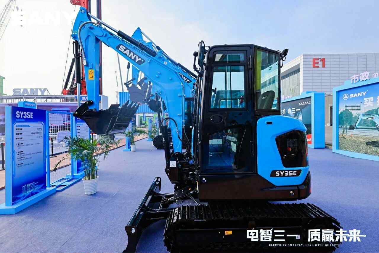 máy xúc điện sy35e