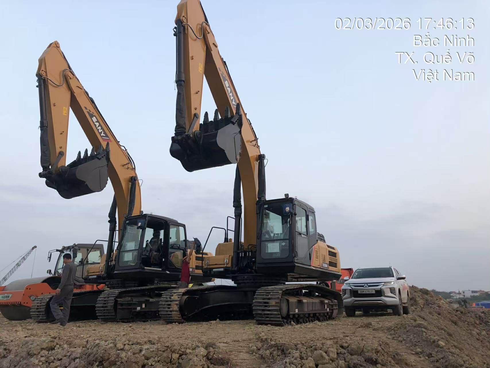 máy xúc sany