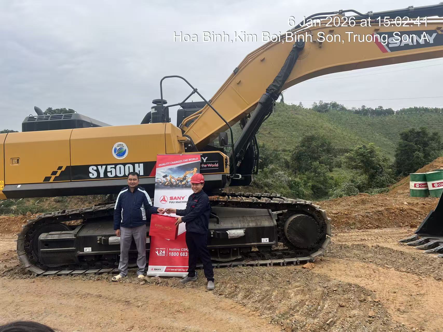 Bàn giao máy xúc SANY SY500H đầu tiên năm 2026 (6.1.2026)