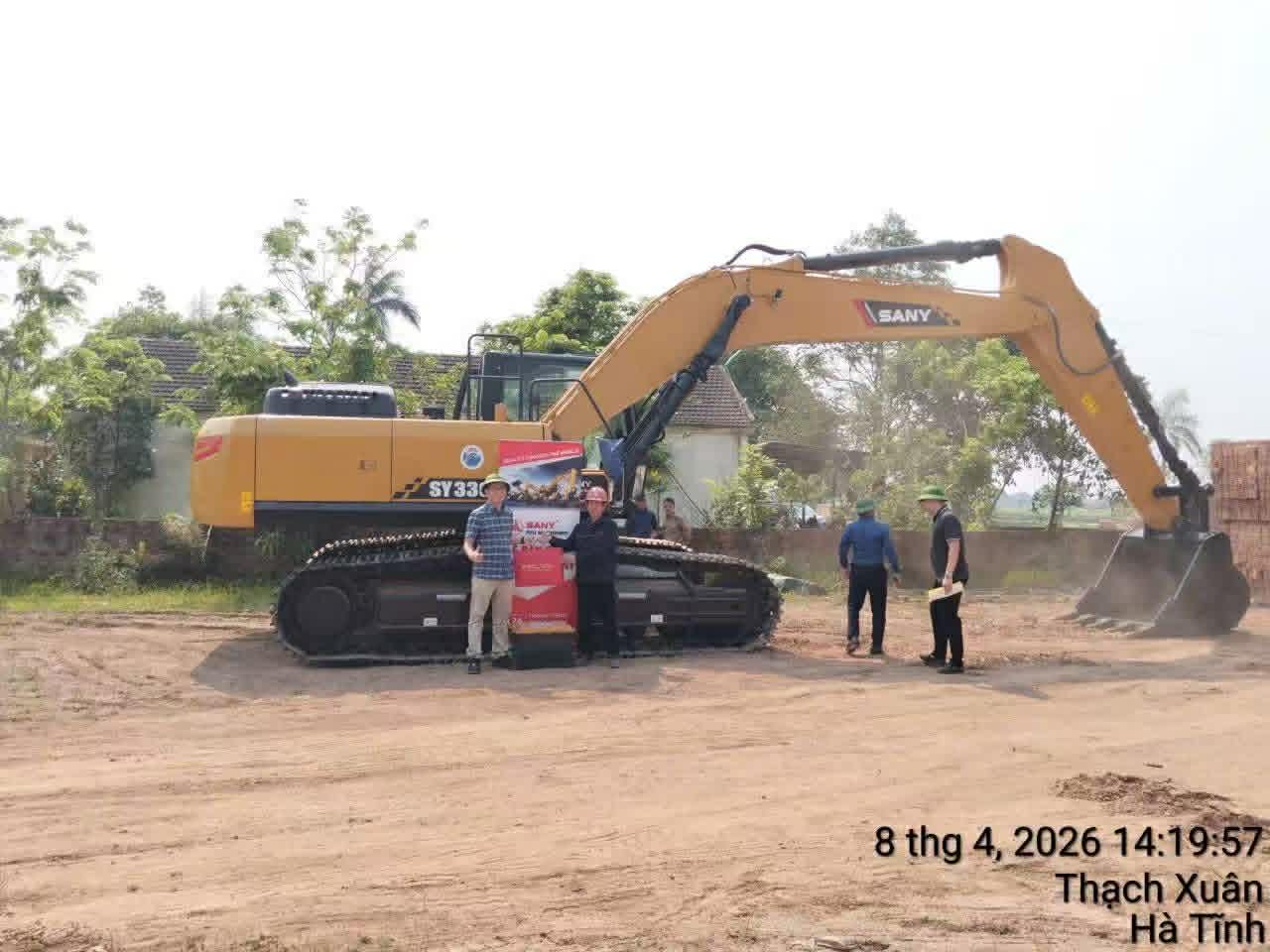 máy xúc sany