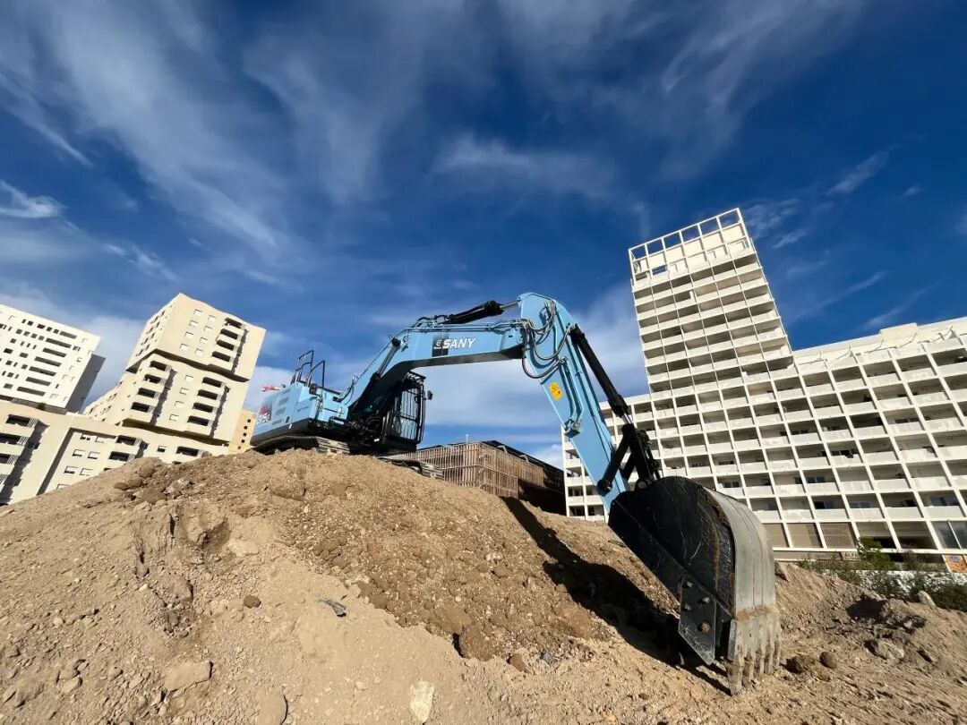 Giải Đặc biệt! Máy xúc điện SANY được châu Âu công nhận