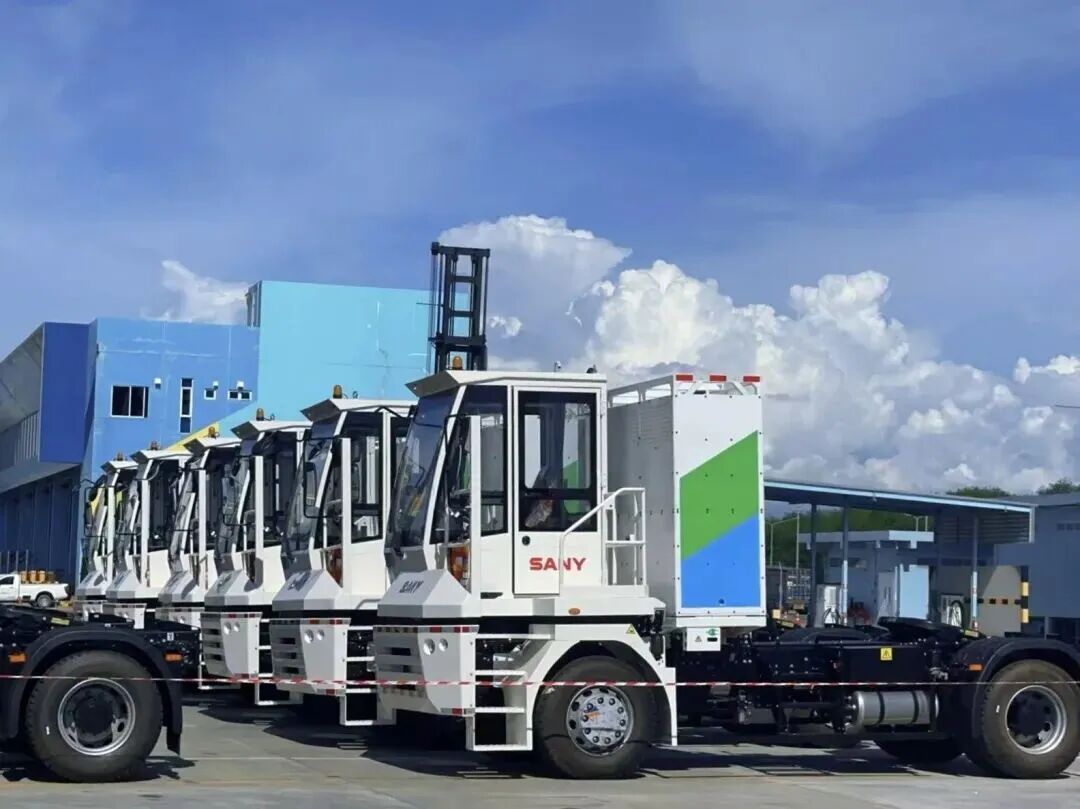 Xe đầu kéo điện cảng SANY Marine chính thức cập bến Thái Lan