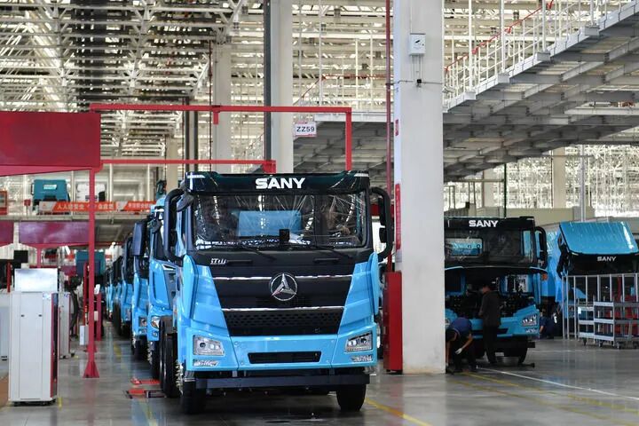Tân Hoa Xã khám phá SANY xe tải hạng nặng: Đằng sau đường cong hiệu suất hình chữ “V”