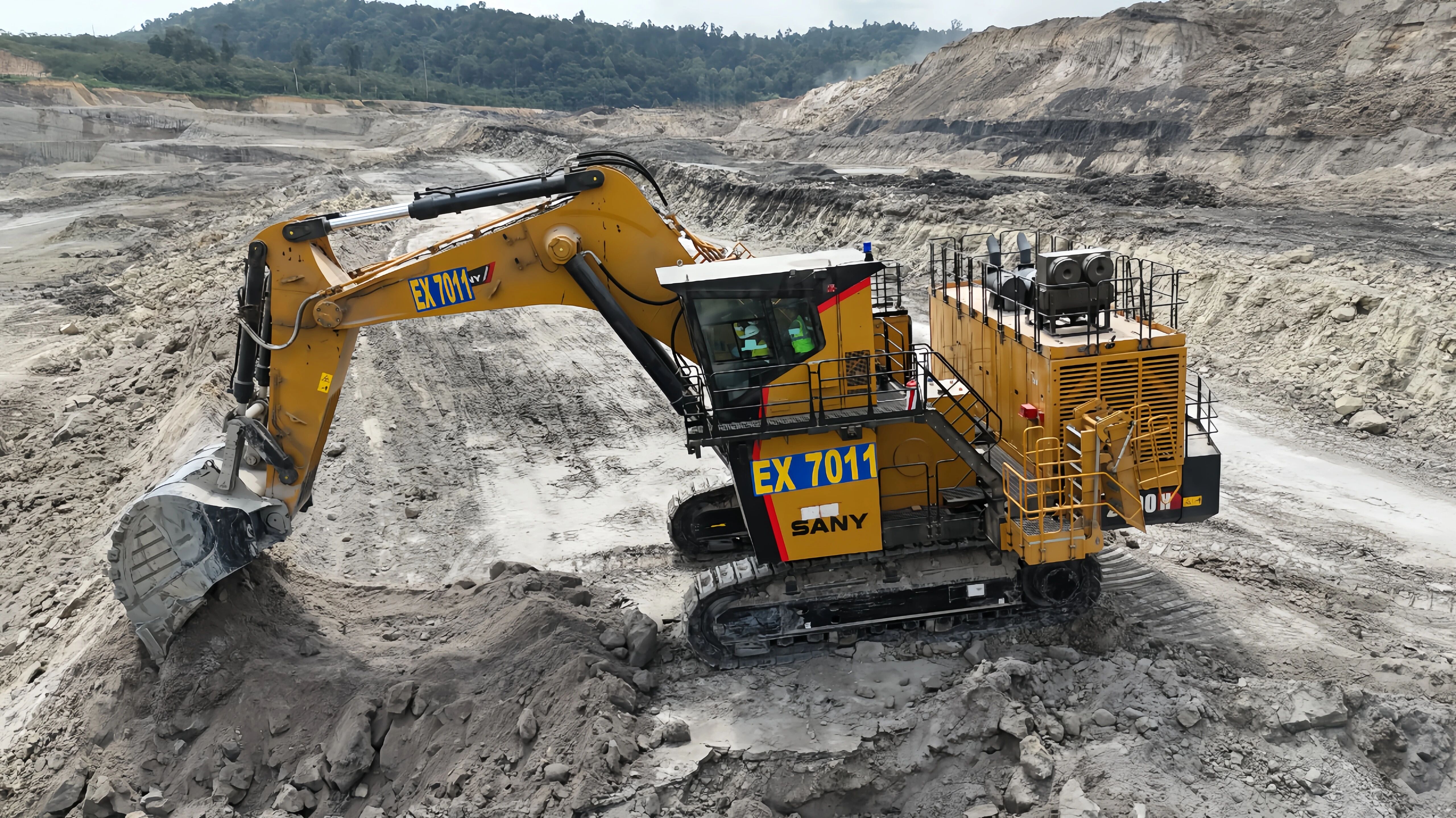 máy xúc sy2000h