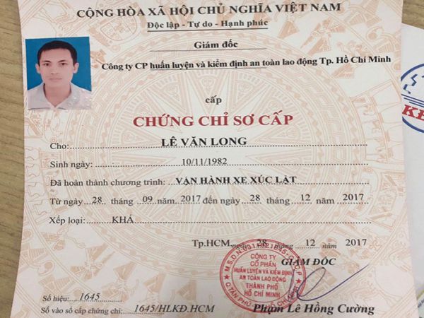 chứng chỉ lái máy xúc