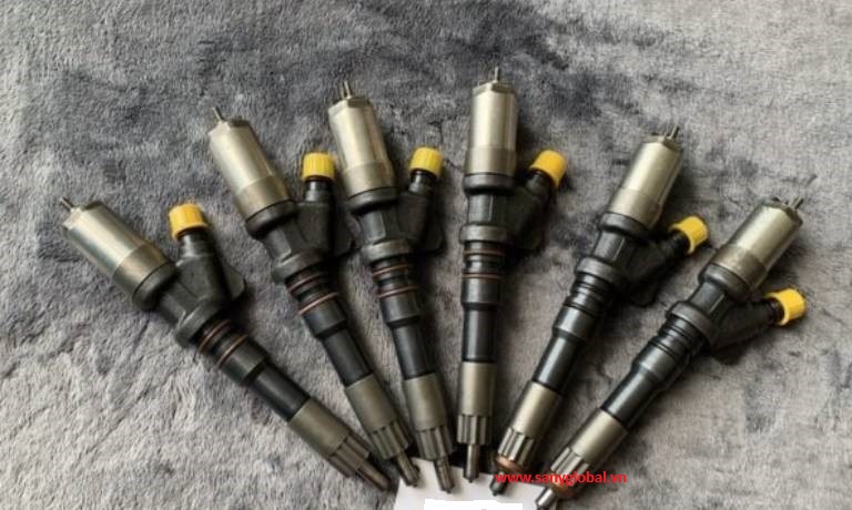 Cách Kim Phun Điện Tử Máy Xúc Hoạt Động Như Thế Nào?
