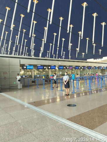 Sân bay Phố Đông – khi mỗi bước chân kể một câu chuyện về công nghệ