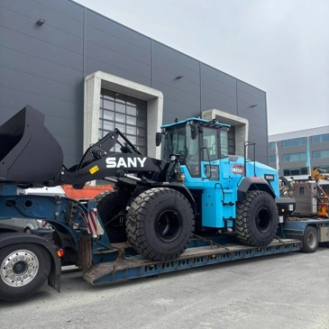 SANY Bắc Âu : Giao hàng xúc lật điện SANY SW956E tại Na uy