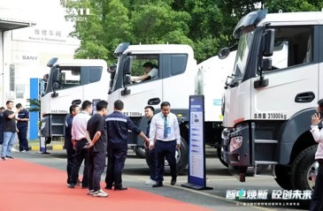 SANY ra mắt xe trộn bê tông điện 409 – Tầm hoạt động 220 km